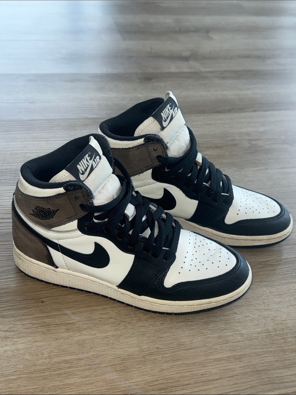 Nike Air Jordan 1 Mid - Black, White & Brown